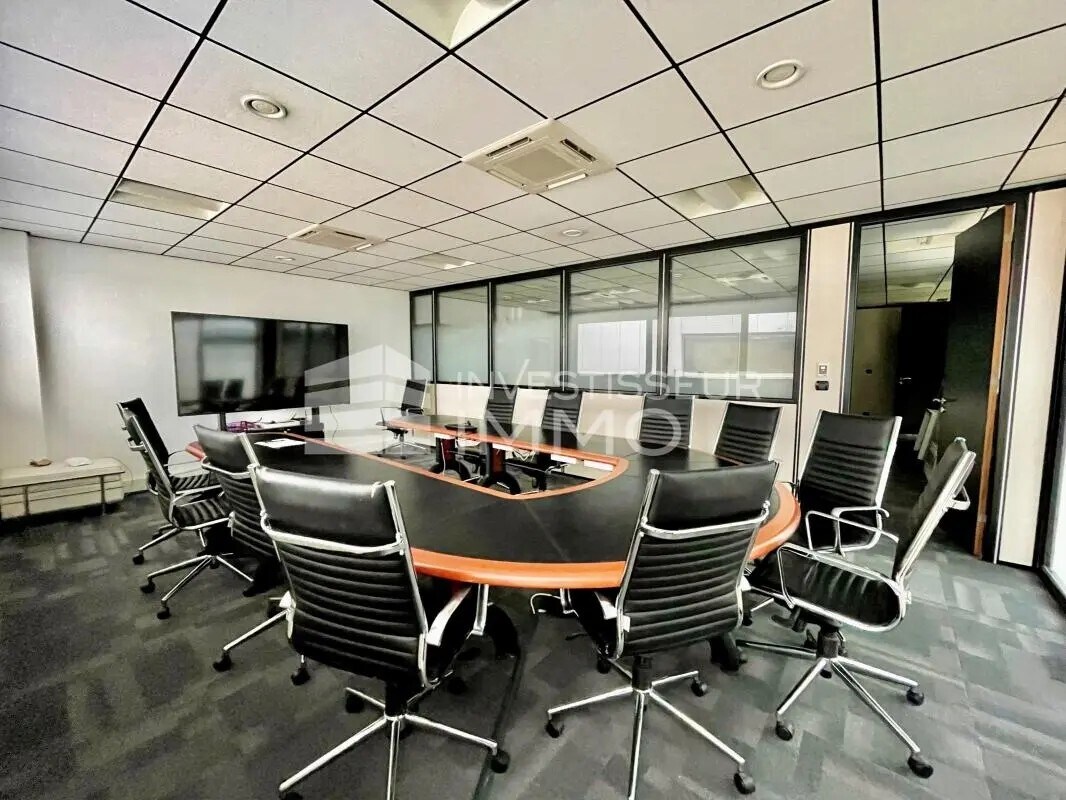 Villiers-sur-Marne, VDM 94350 - - - Interior Photo - Image 1 of 3