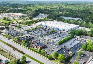 New Bern Plaza - Bar