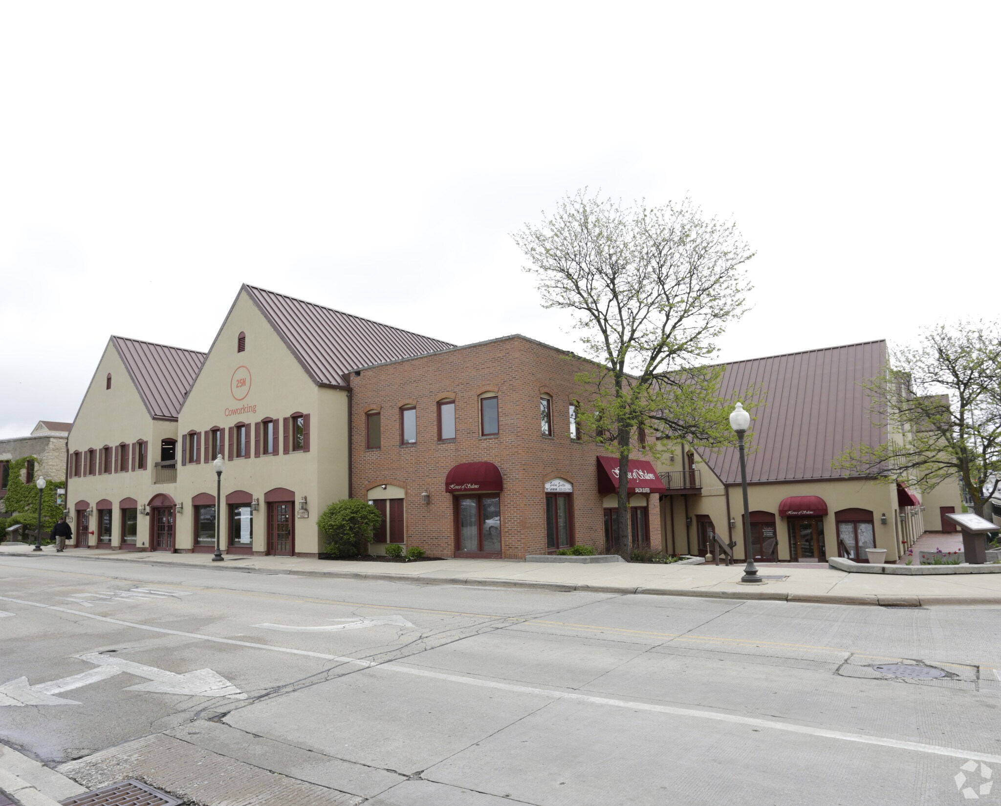 1 W State St, Geneva, IL for lease Primary Photo- Image 1 of 3