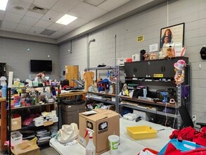 702 Mall Blvd, Savannah, GA for lease Interior Photo- Image 2 of 5