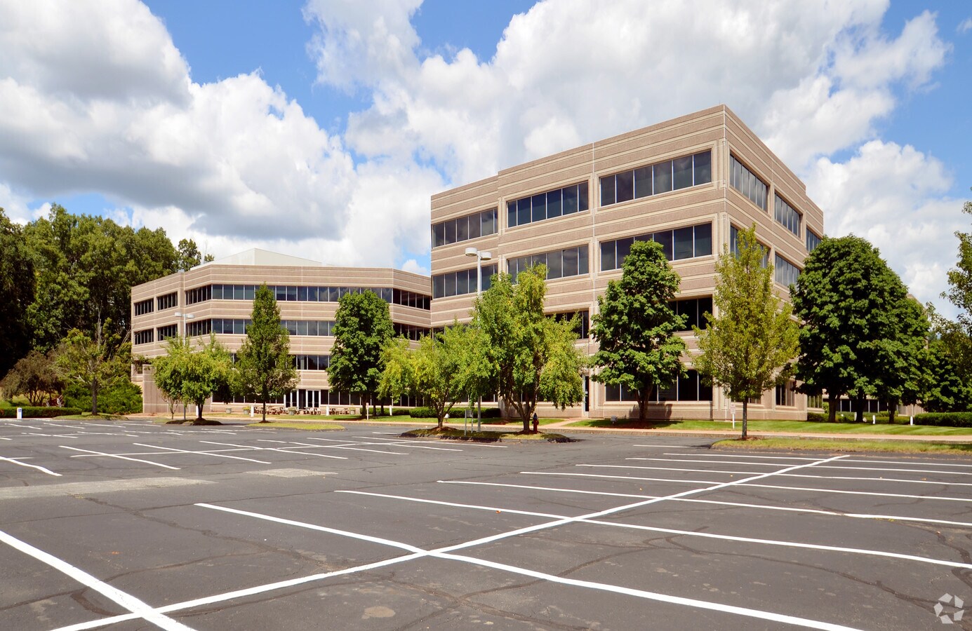 500 Enterprise Dr, Rocky Hill, CT 06067