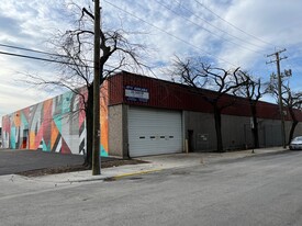 555 W 14th Pl, Chicago IL - Warehouse