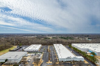 1725 Shelby Oaks Dr N, Memphis, TN - Aerial map view - Image1