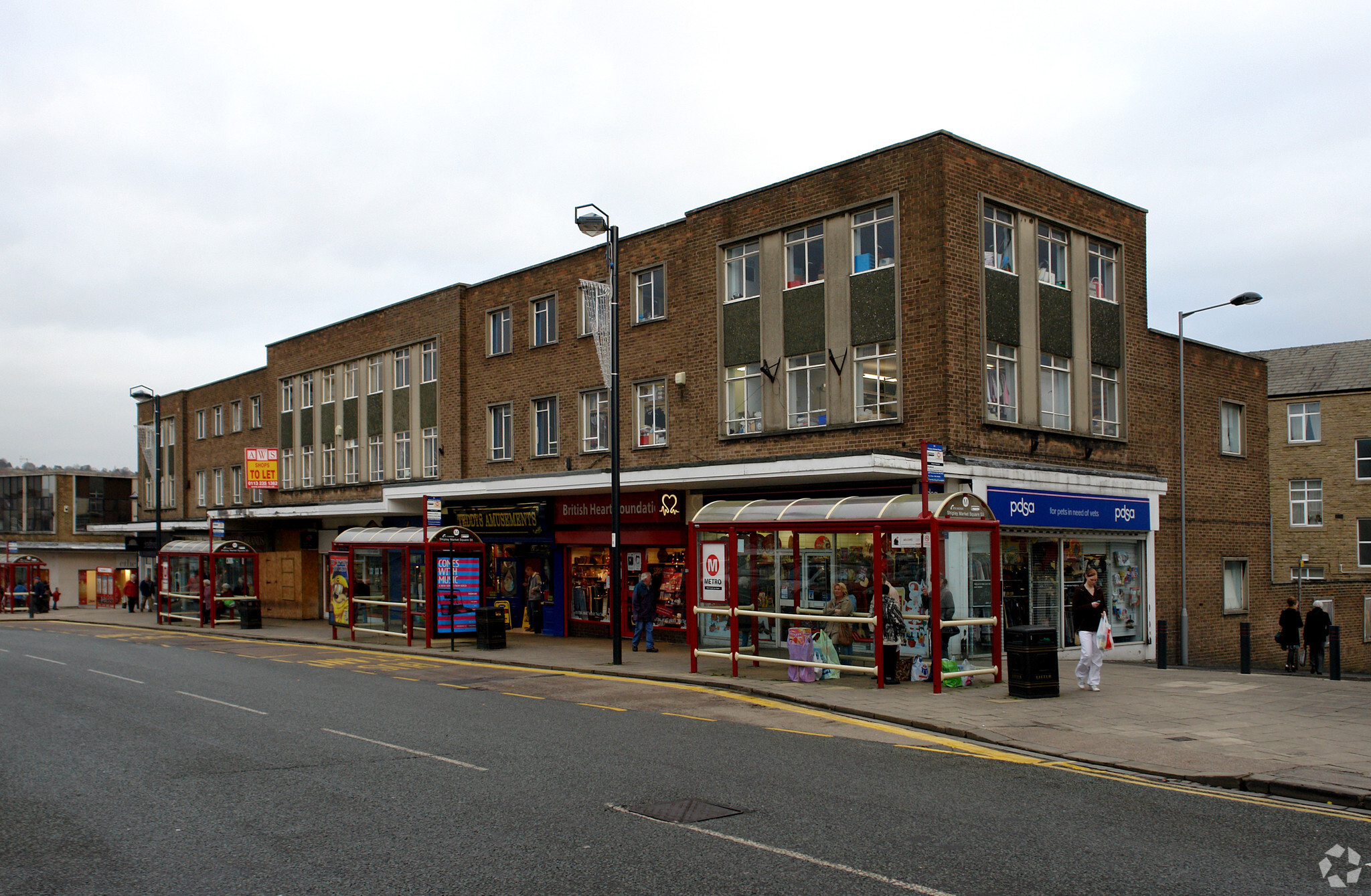 4-5 Market Sq, Shipley for lease Building Photo- Image 1 of 3