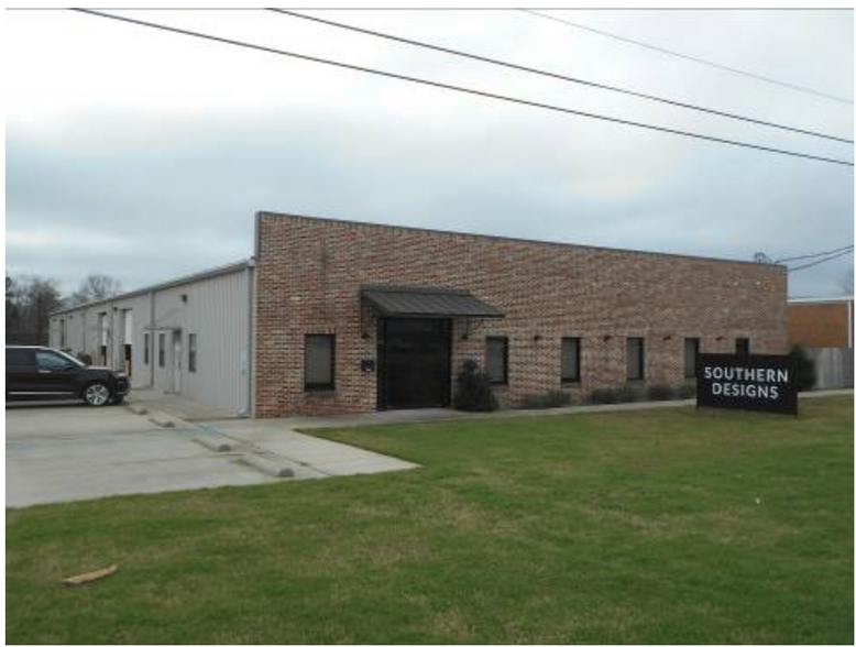 4894 W Hwy 84, Vidalia, LA for sale - Building Photo - Image 1 of 30