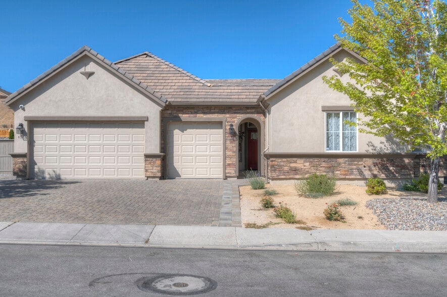 8255 Opal Ranch Way, Reno, NV for sale - Building Photo - Image 1 of 10