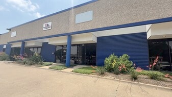 2433 Lacy Ln, Carrollton TX - Warehouse