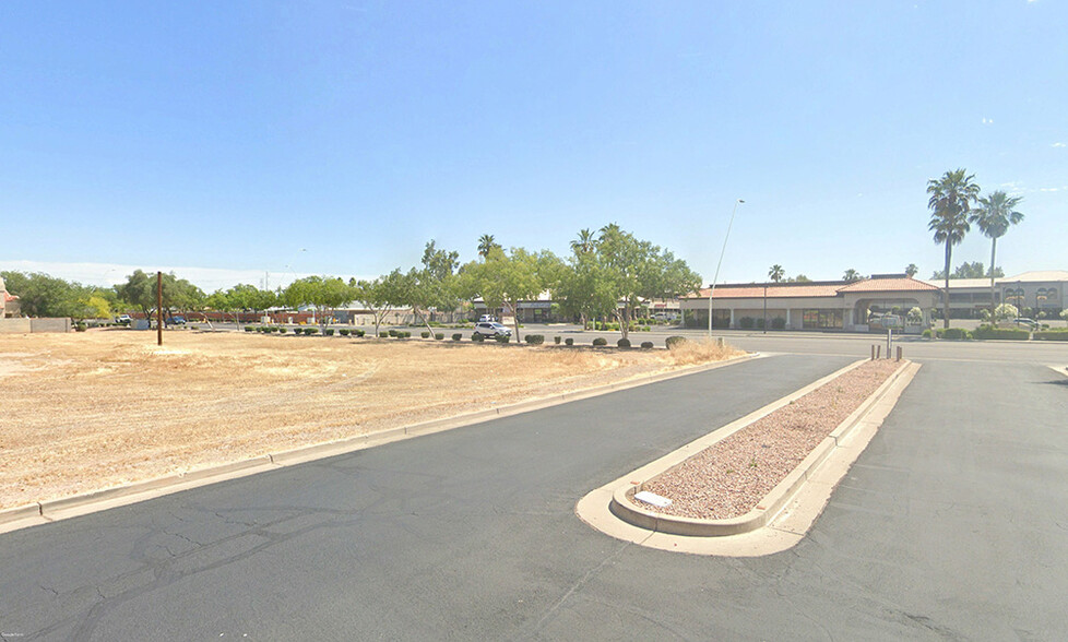 3200 N Alma School Rd, Chandler, AZ for sale - Building Photo - Image 3 of 4