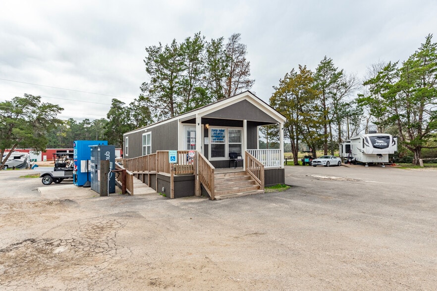 11400 Thousand Trl, Willis, TX for sale - Building Photo - Image 2 of 41