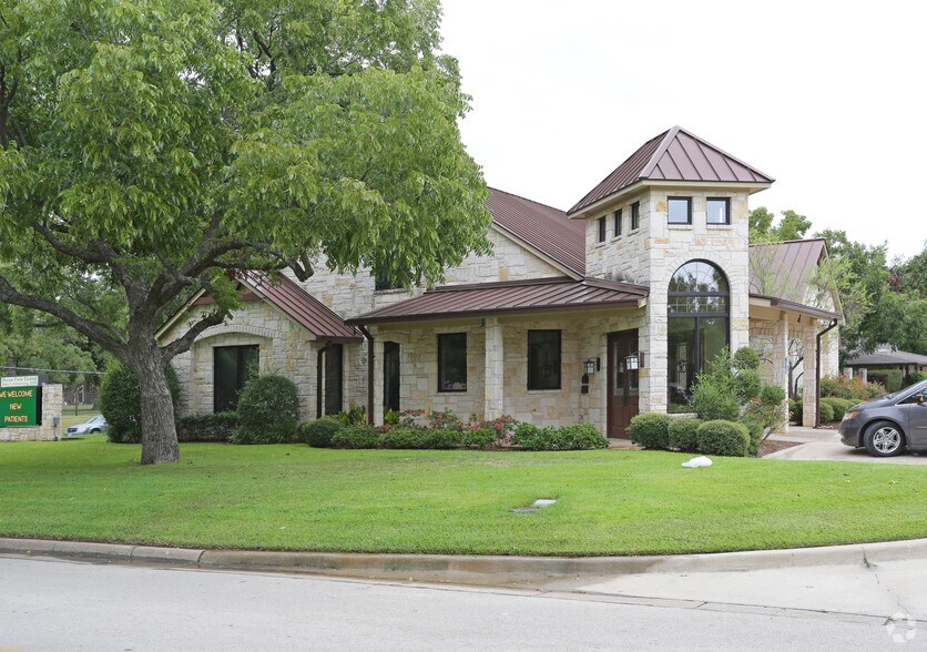 912 N Fielder Rd, Arlington, TX for sale - Primary Photo - Image 1 of 1