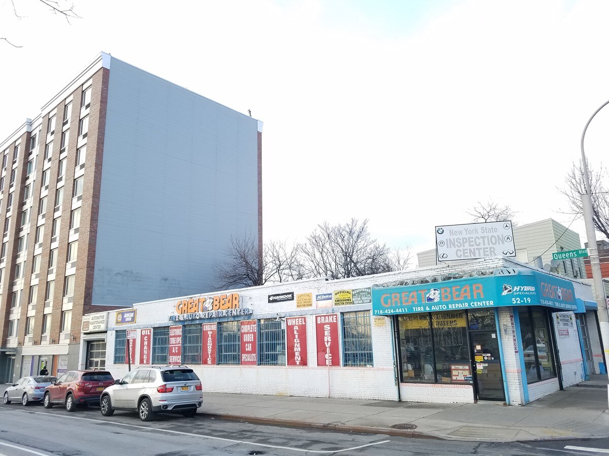 5219 Queens Blvd, Woodside, NY 11377