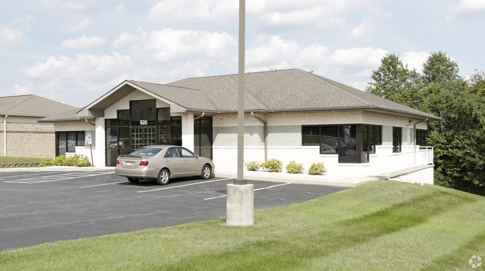 526 Greenbriar Rd, York, PA 17404