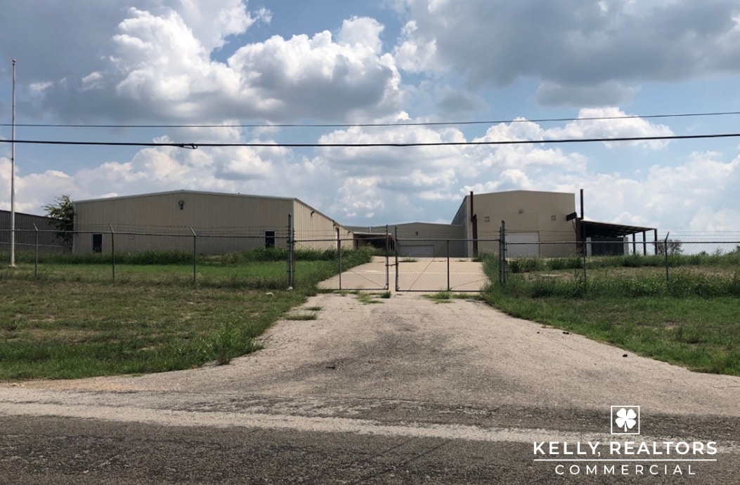 945 E McGregor Dr, Mc Gregor, TX for sale Primary Photo- Image 1 of 1