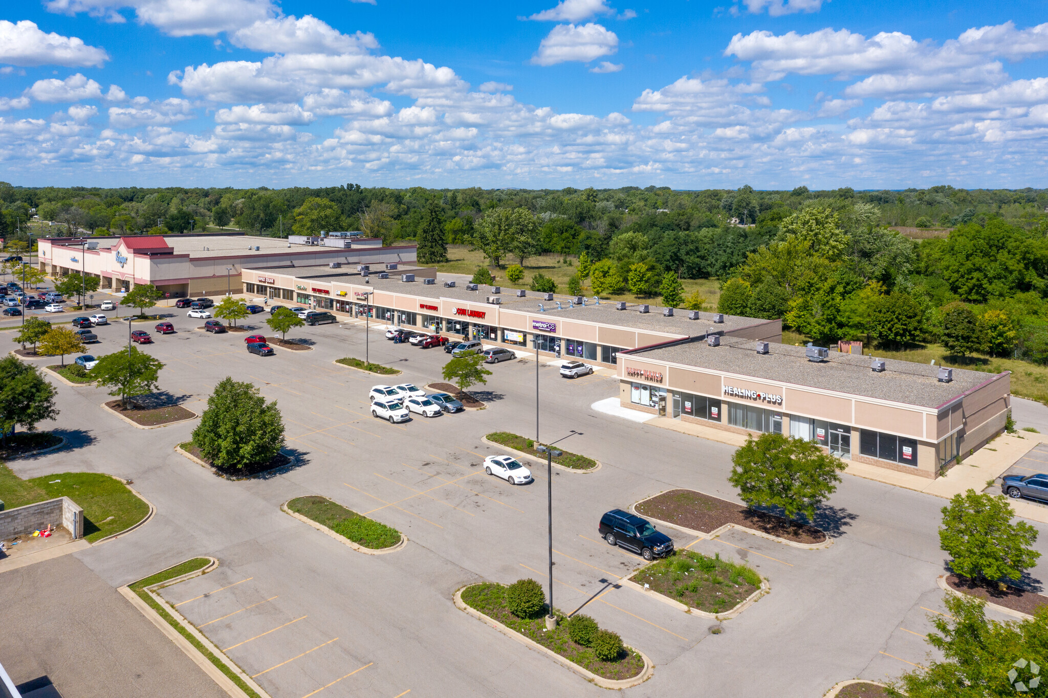 31200-31350 Michigan Ave, Westland, MI for lease Building Photo- Image 1 of 13