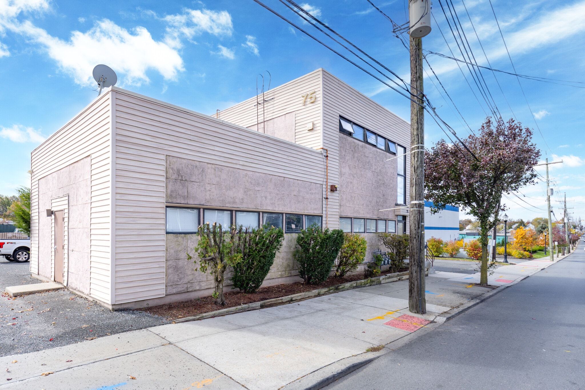 75A New Brunswick Ave, Perth Amboy, NJ for lease Primary Photo- Image 1 of 35