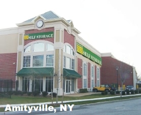 More details for 24 Sterling Pl, Amityville, NY - Office for Lease
