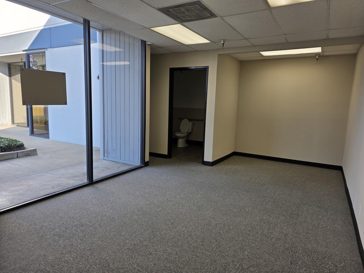 5199 Brooks St, Montclair, CA for lease Interior Photo- Image 1 of 12