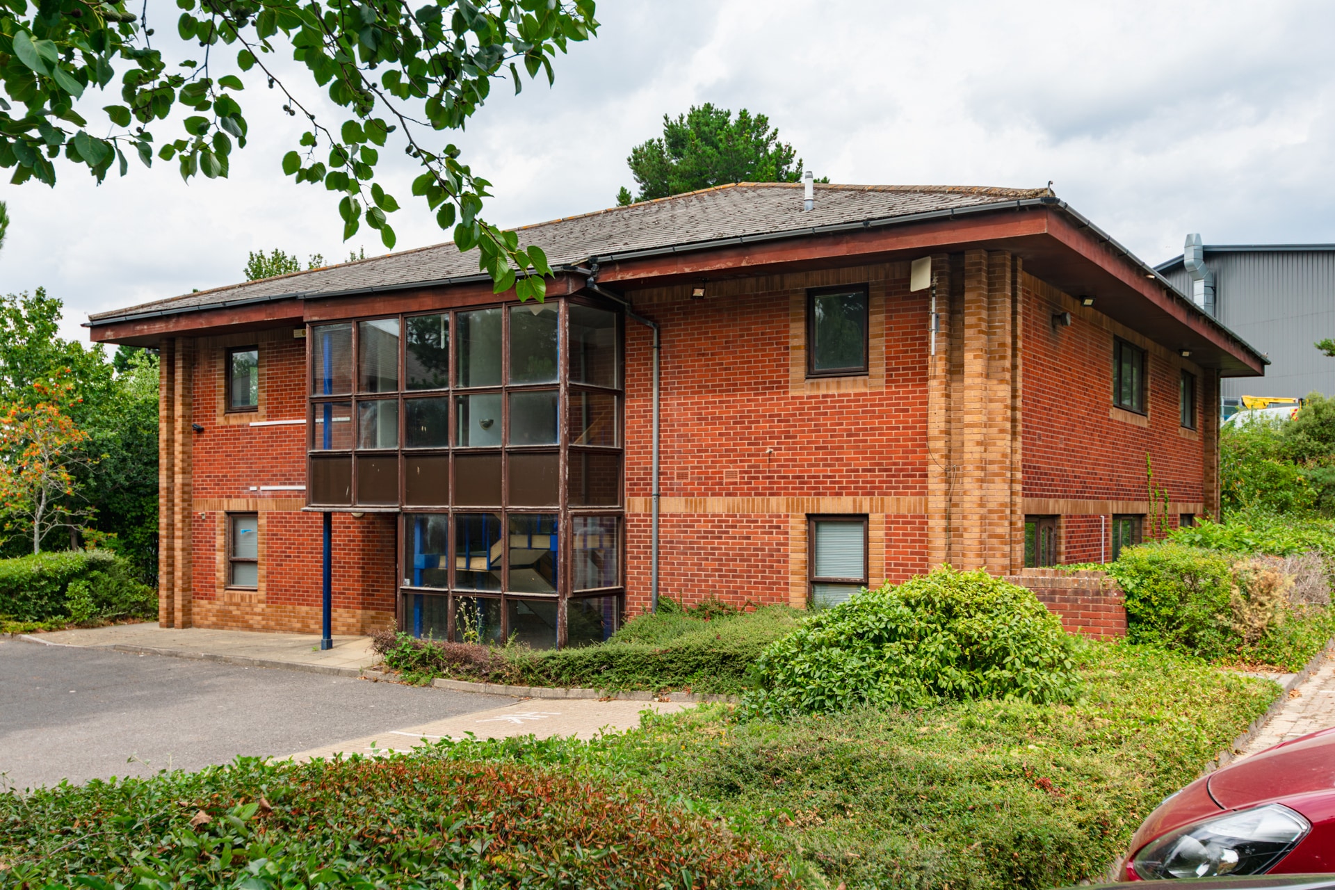 Ling Rd, Poole for lease Building Photo- Image 1 of 12