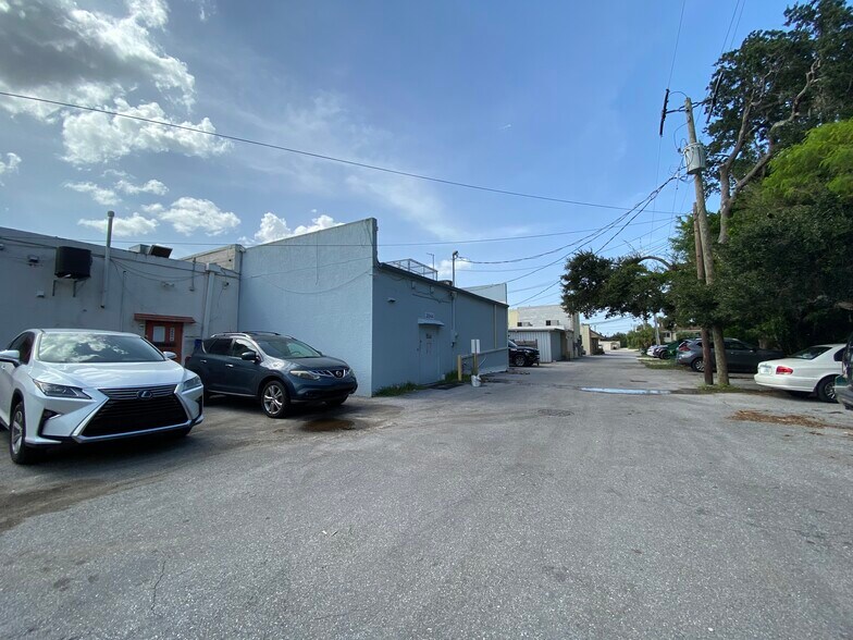 3644 ber St, Sarasota, FL 34232 Retail for Sale