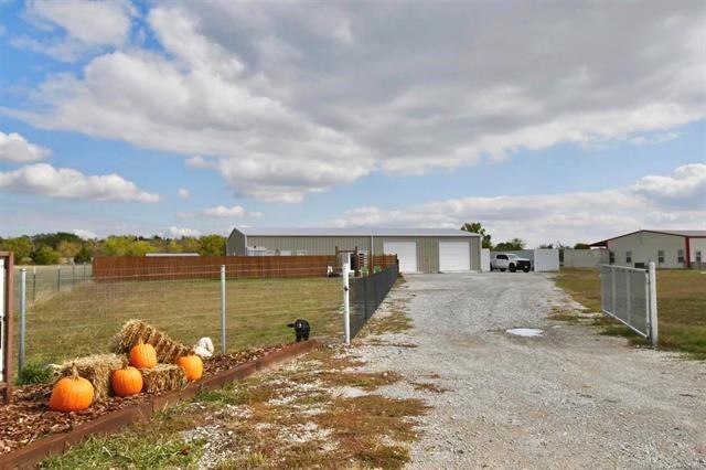 1586 US Highway 77, Ardmore, OK for sale - Primary Photo - Image 1 of 1