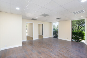 4139 Gardendale St, San Antonio, TX for lease Interior Photo- Image 1 of 7