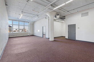 37-18 Northern Blvd, Long Island City, NY for lease Interior Photo- Image 2 of 8