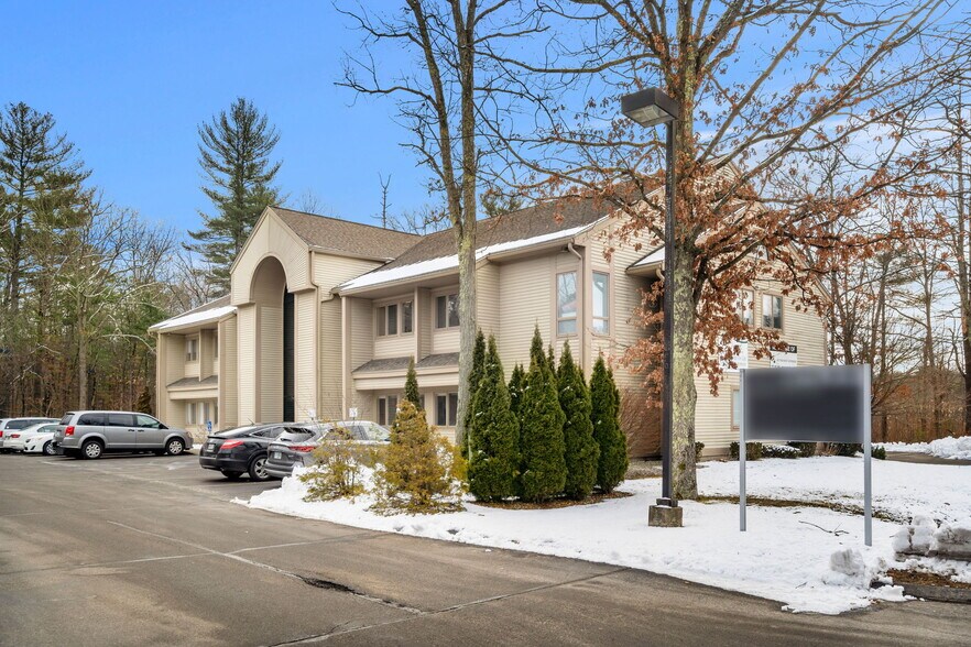 103 Stiles Rd, Salem, NH 03079 Free Standing Medical/Professional