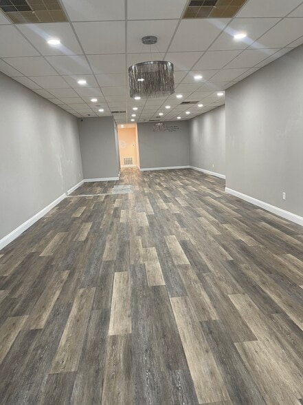 210 New Rd, Linwood, NJ for lease - Building Photo - Image 3 of 18