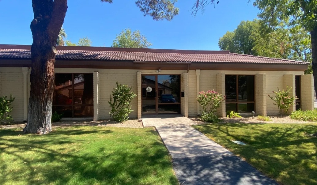 4651 S Lakeshore Dr, Tempe, AZ for lease Primary Photo- Image 1 of 6