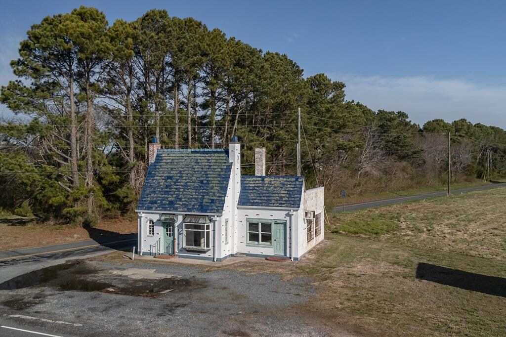 3255 Stone Rd, Cape Charles, VA for sale Primary Photo- Image 1 of 18