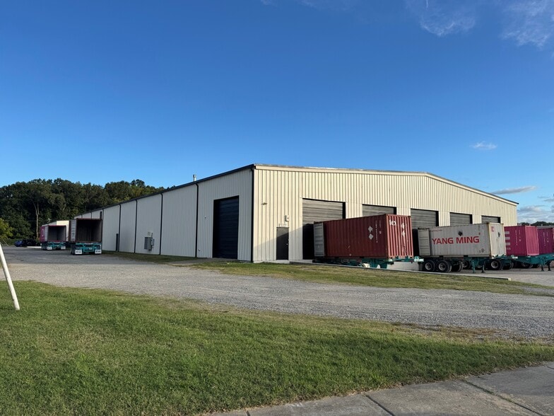 801 48th St, Newport News, VA for sale - Building Photo - Image 3 of 5