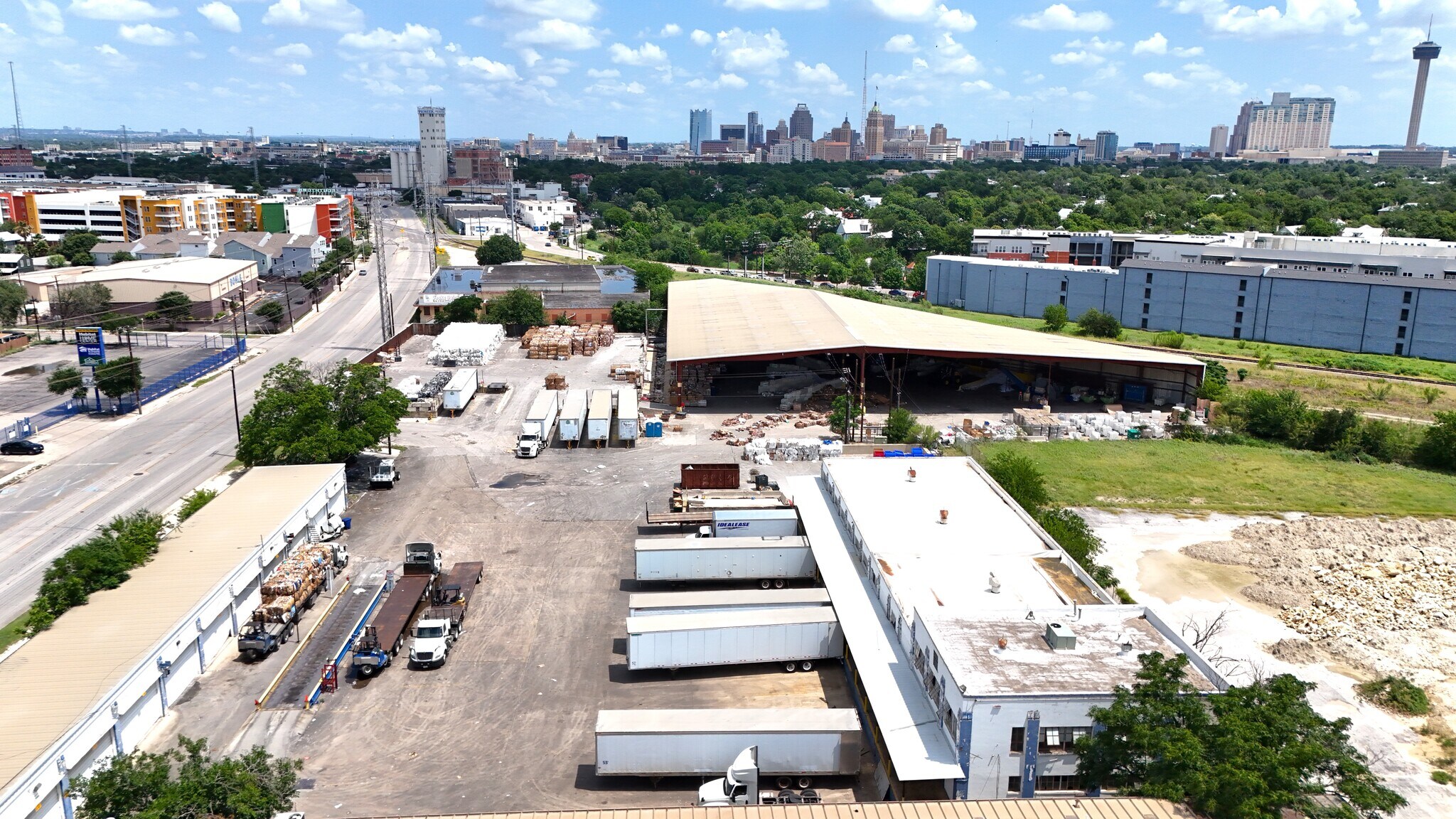 400 Probandt St, San Antonio, TX for lease Building Photo- Image 1 of 14