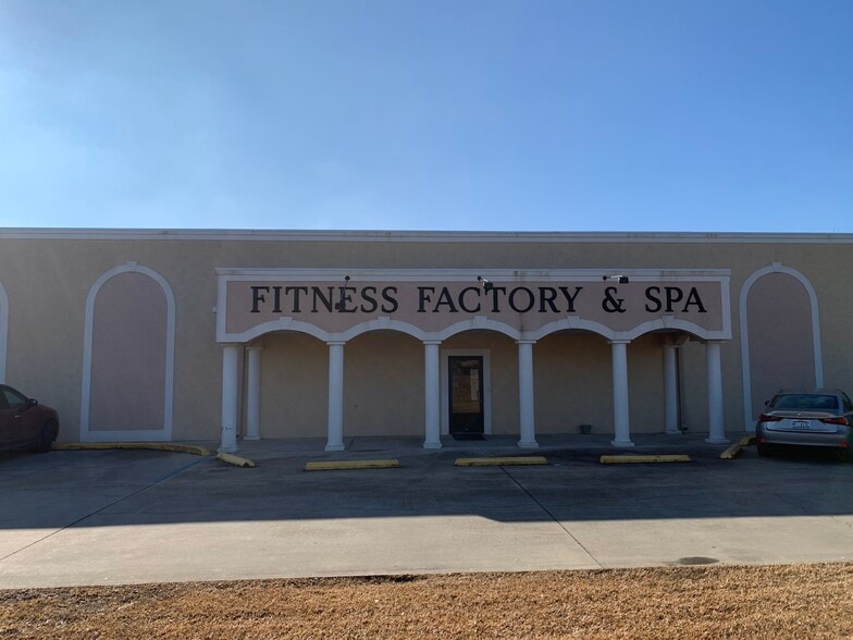 118 Hollis Crump Dr., Jasper, AL for sale - Building Photo - Image 1 of 16