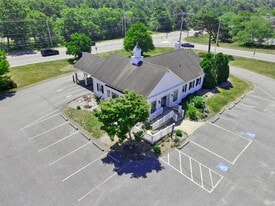 2 Barlows Landing Rd, Pocasset MA - Commercial Real Estate