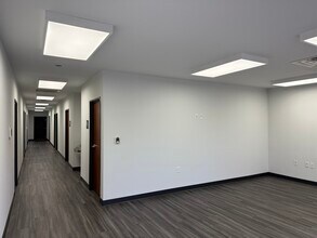 5001 Rondo Dr, Fort Worth, TX for lease Interior Photo- Image 1 of 10