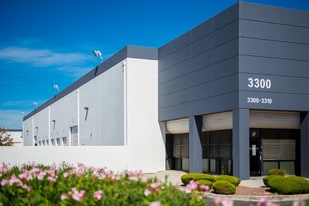 3205-3221 Polaris Ave, Las Vegas NV - Warehouse