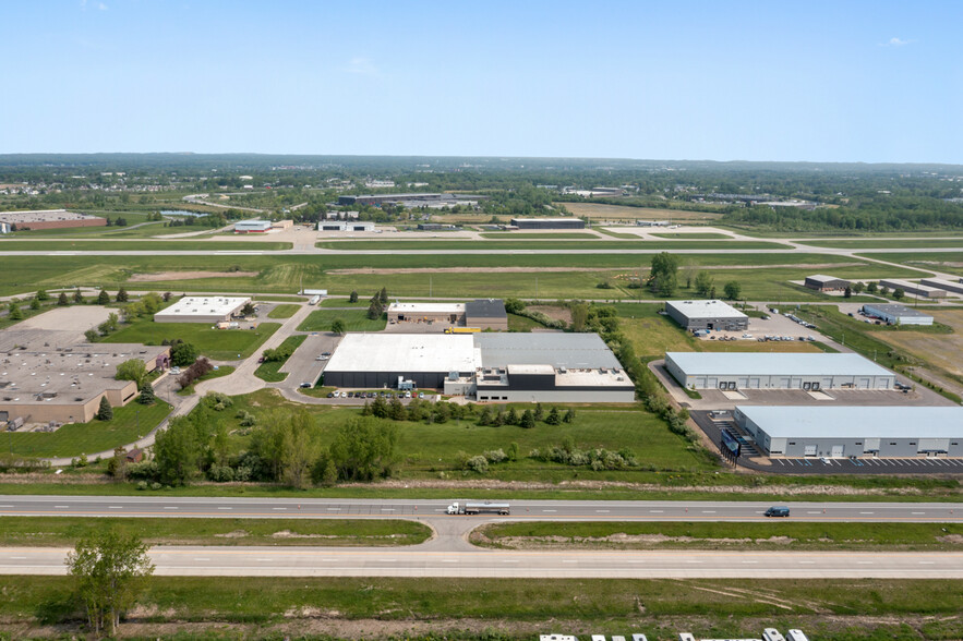 1761 Airport Park Ct, Holland, MI for lease - Building Photo - Image 1 of 2