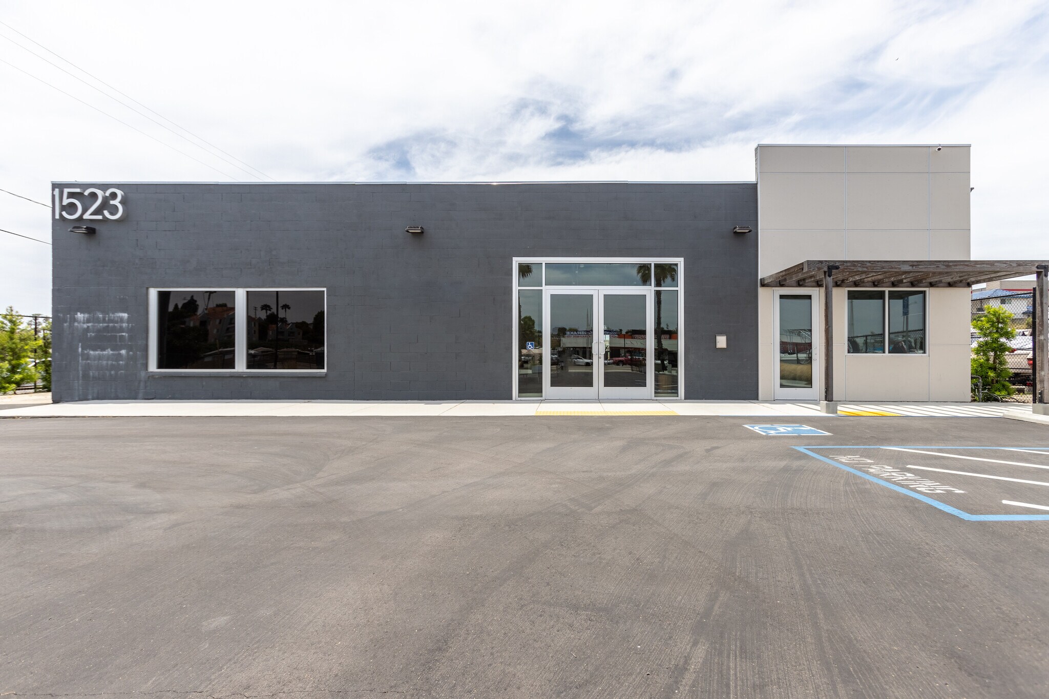 1523 S Coast Hwy, Oceanside, CA for sale Primary Photo- Image 1 of 1