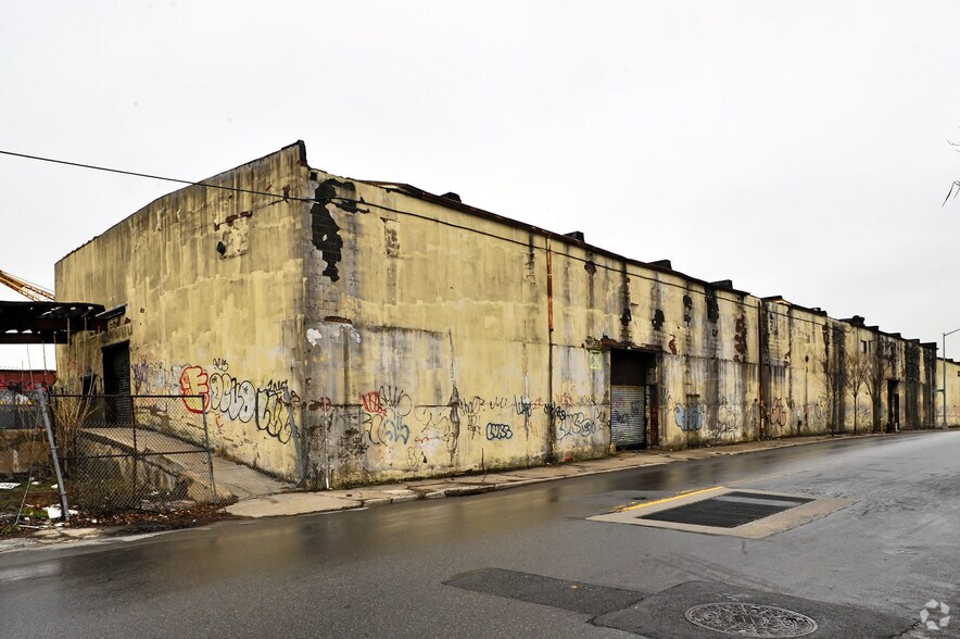 108-12 Dunkirk St, Saint Albans, NY for sale - Primary Photo - Image 1 of 1