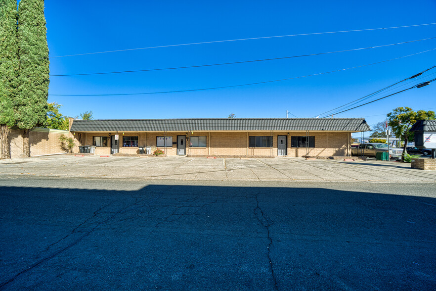 501 N Main St, Lakeport, CA for sale - Primary Photo - Image 1 of 16