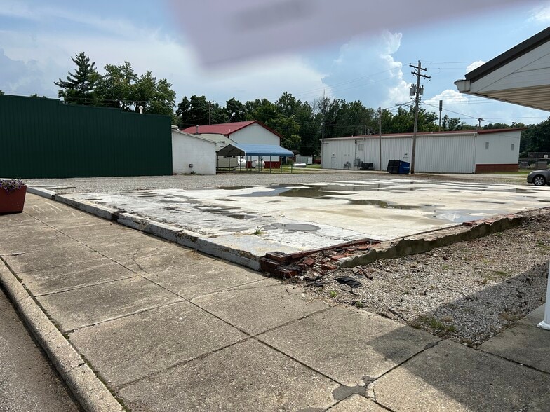 107 Main st, Hutsonville, IL for sale - Other - Image 2 of 6