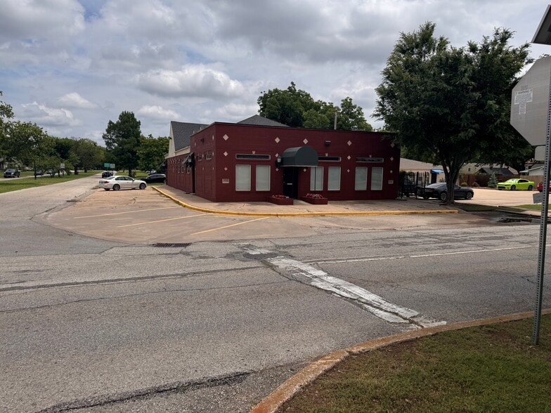 1920 N Drexel Blvd, Oklahoma City, OK for sale - Building Photo - Image 1 of 2