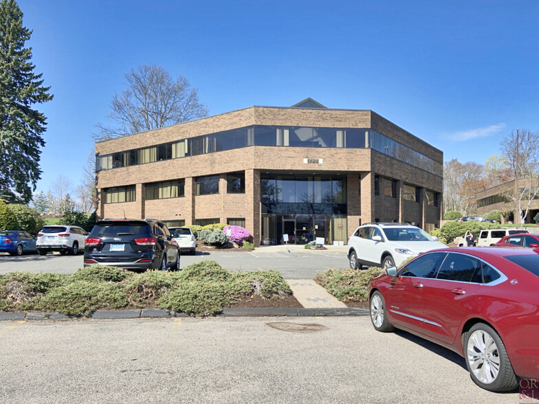 701 Hebron Ave, Glastonbury, CT for lease - Building Photo - Image 2 of 4