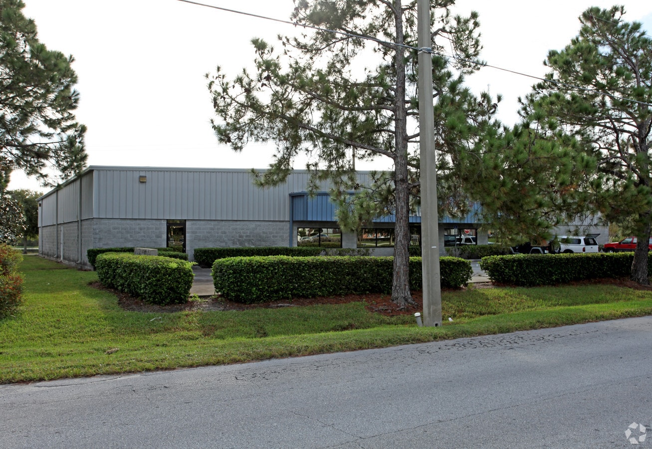 675 Florida Central Pky, Longwood, FL 32750 Industrial for Lease