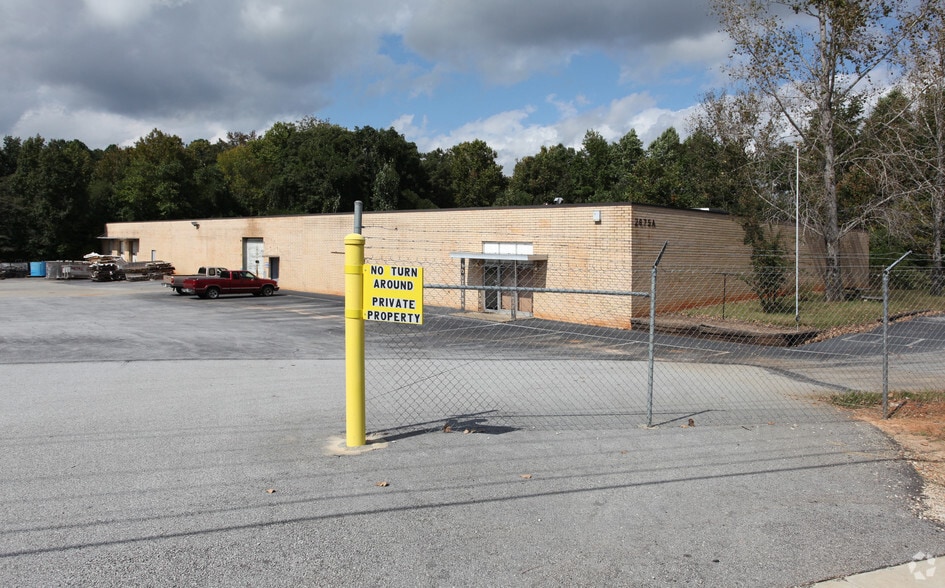 2675 Lithonia Industrial Blvd, Lithonia, GA for lease - Building Photo - Image 3 of 10