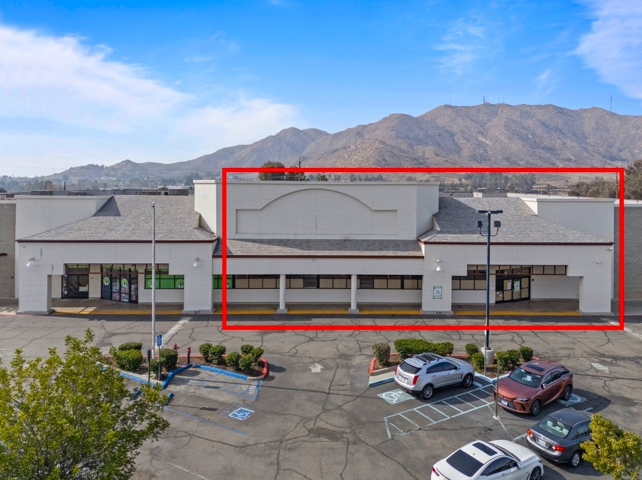 23575 Sunnymead Ranch Pky, Moreno Valley, CA for sale Building Photo- Image 1 of 16