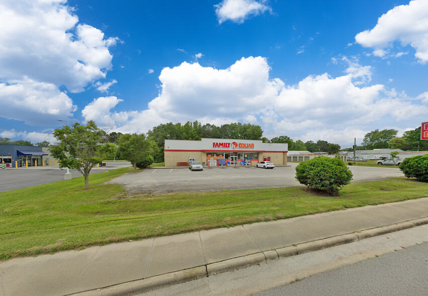 314 E Hamlet St, Pinetops, NC for lease - Building Photo - Image 1 of 5