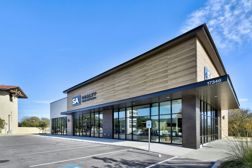 17346 La Cantera Pky, San Antonio, TX for lease - Building Photo - Image 1 of 10