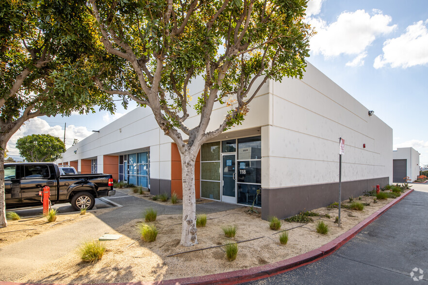 600 S Grand Ave, Santa Ana, CA for lease - Building Photo - Image 3 of 15