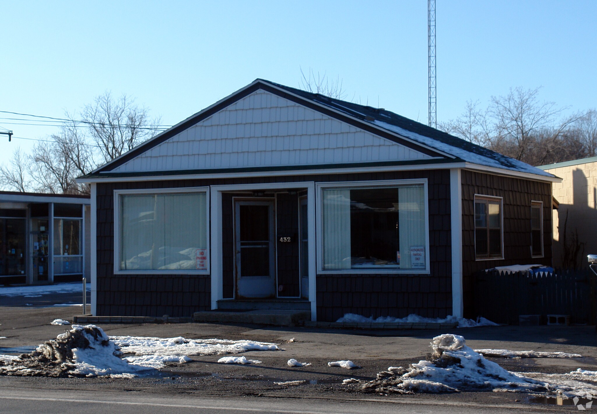 432 S Main St, North Syracuse, NY for sale Primary Photo- Image 1 of 1